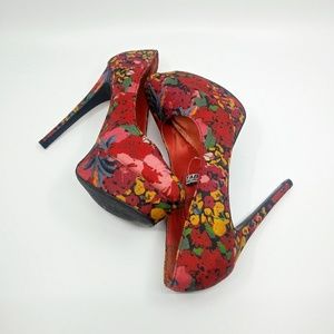 Xhilaration by Target Red Floral Heels